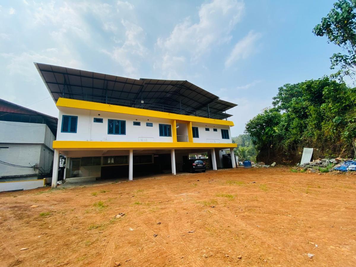 Erumely Central Homes Mundakāyam Exterior photo